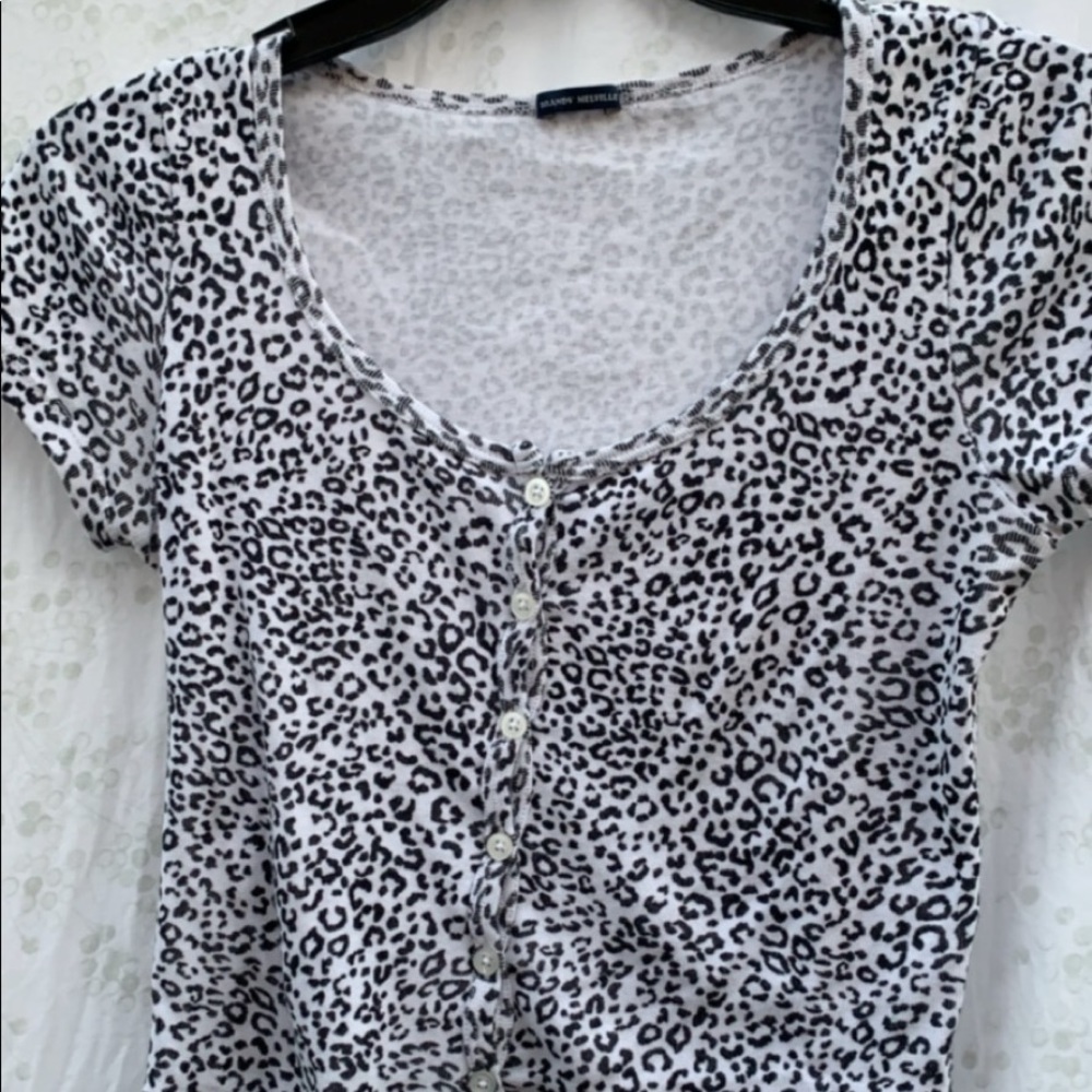 Brandy Melville cheetah zelly top